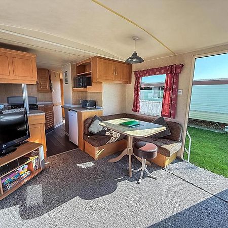 8 Berth Caravan With Free Wifi At Heacham Holiday Park In Norfolk Ref 21008E Dış mekan fotoğraf