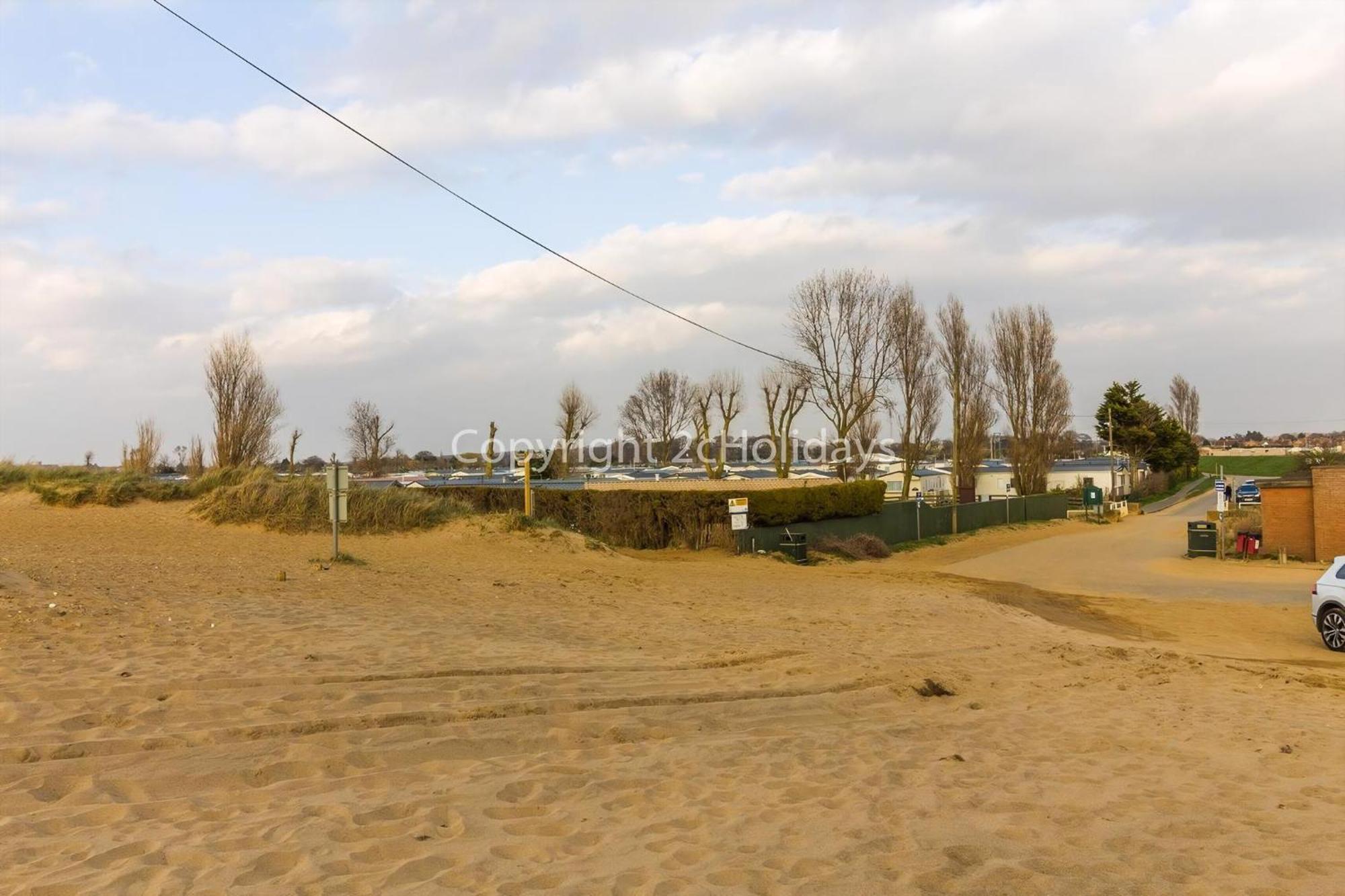 8 Berth Caravan With Free Wifi At Heacham Holiday Park In Norfolk Ref 21008E Dış mekan fotoğraf