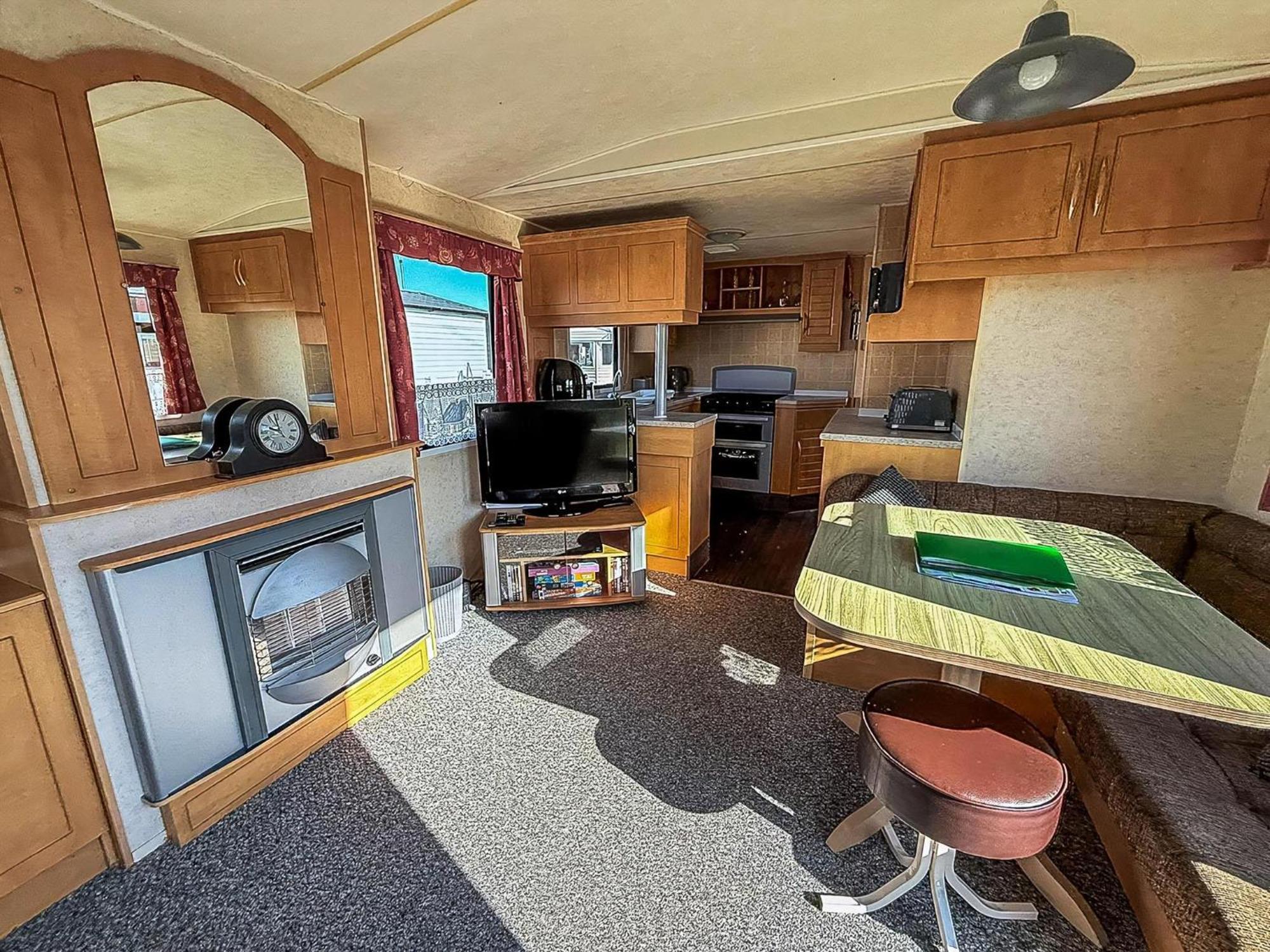 8 Berth Caravan With Free Wifi At Heacham Holiday Park In Norfolk Ref 21008E Dış mekan fotoğraf
